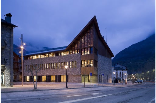 Ciencia en la Brújula: Así es el edificio pensado para los científicos episode artwork