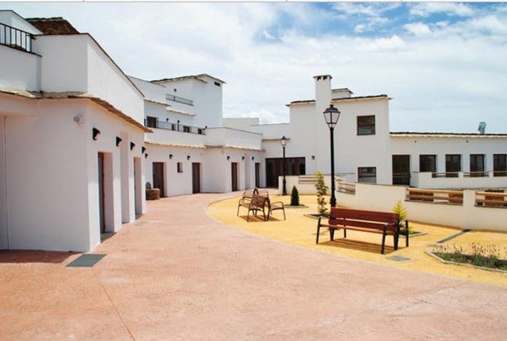 Una anciana fallece en el brote de coronavirus que afecta a una residencia de Nevada Una anciana fallece en el brote de coronavirus que afecta a una residencia de Nevada