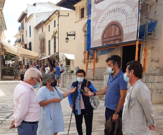 Esther Eiros se desplaza con su ‘Gente viajera’ hasta Mallorca para emitir una edición especial desde Alcúdia Esther Eiros se desplaza con su ‘Gente viajera’ hasta Mallorca para emitir una edición especial desde Alcúdia