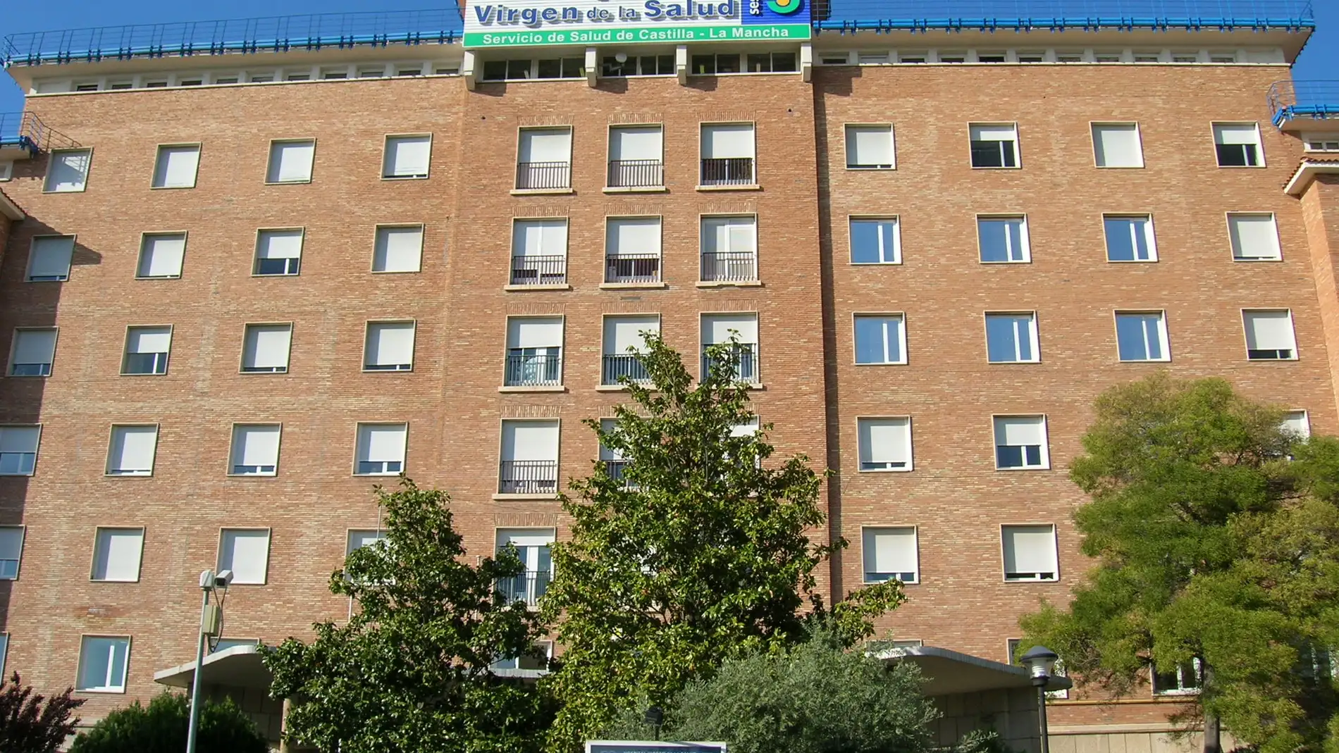 Los trabajadores del Hospital Virgen de la Salud de Toledo vuelven a denunciar la situación de "colapso" de las Urgencias del centro sanitario y piden información sobre el traslado al nuevo Hospital Universitario