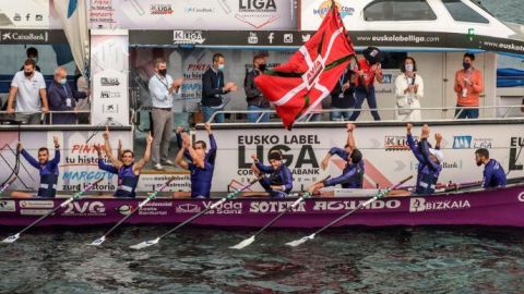 "M&iacute;rala, m&iacute;rala, m&iacute;rala, Sotera"