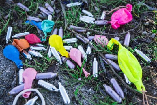 Así es el gas de la risa, la droga de moda en Reino Unido que está llegando a España Así es el gas de la risa, la droga de moda en Reino Unido que está llegando a España