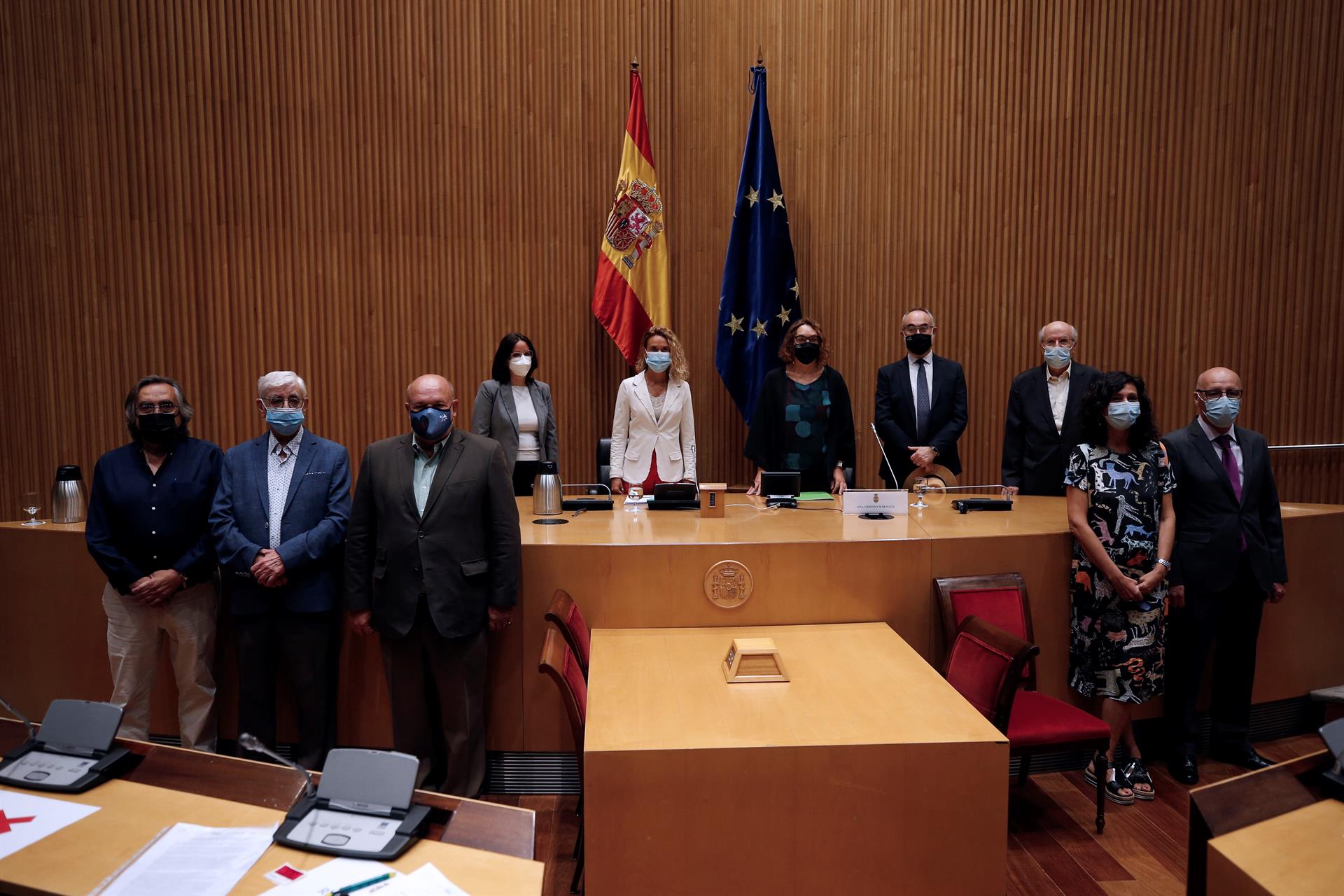 Asociaciones de Alzheimer reclaman en el Congreso más investigación: "Necesitamos encontrar curas, tratamientos y una detección precoz" Asociaciones de Alzheimer reclaman en el Congreso más investigación: "Necesitamos encontrar curas, tratamientos y una detección precoz"