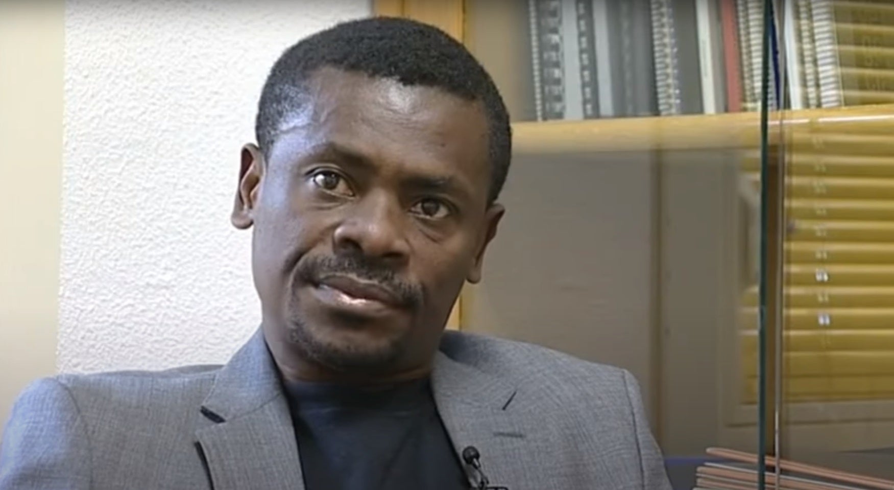 Contraparte - Un escritor guineano en el exilio Contraparte - Un escritor guineano en el exilio