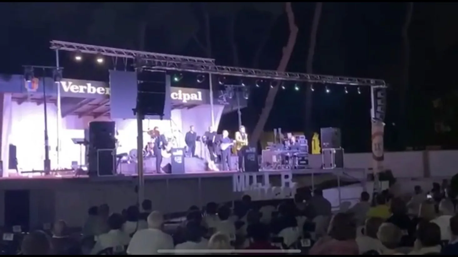 Luis Mu&ntilde;oz critica p&uacute;blicamente a Santiago L&aacute;zaro