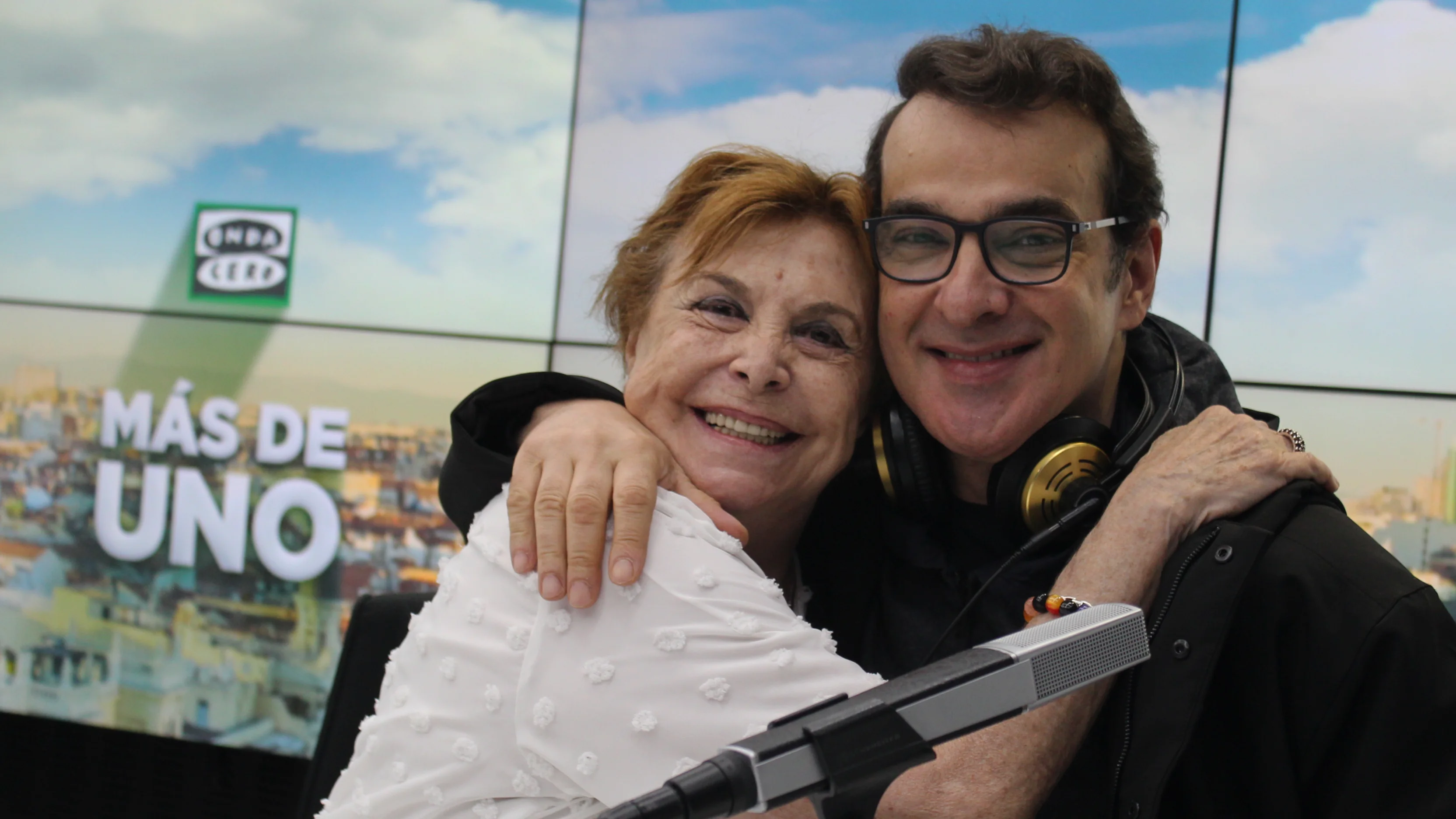 María Luisa y Luis Merlo en 'Más de uno' con Carlos Alsina María Luisa y Luis Merlo en 'Más de uno' con Carlos Alsina