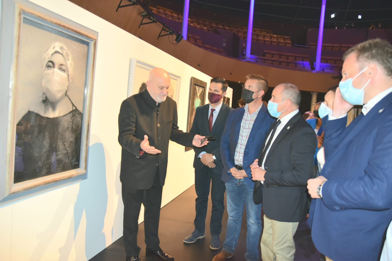 ‘Self Portait. Autorretrato Sanitario’, exposición que recoge la mirada de los sanitarios ‘Self Portait. Autorretrato Sanitario’, exposición que recoge la mirada de los sanitarios