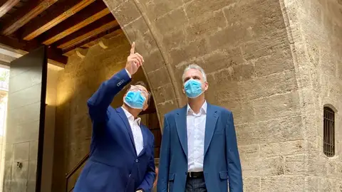 Vicent Soler y Héctor Illueca. Vicent Soler y Héctor Illueca.