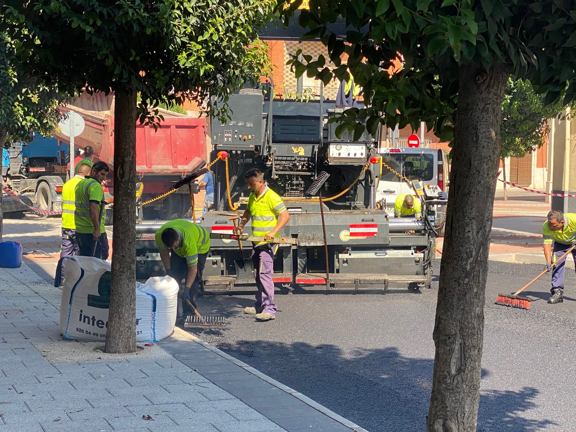 El asfaltado de calles avanza a buen ritmo en Alcázar El asfaltado de calles avanza a buen ritmo en Alcázar