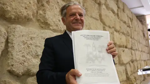 Salvador Fuentes Salvador Fuentes