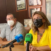 La alcaldesa Elena Amaya y Pedro Lloret La alcaldesa Elena Amaya y Pedro Lloret
