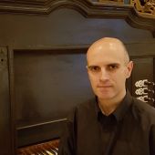 El organista palentino David Largo ofrecerá mañana un concierto en la Iglesia de San Francisco