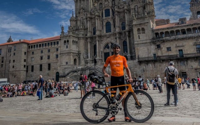 Luis Ángel Maté y su vuelta a casa en bici tras completar La Vuelta Luis Ángel Maté y su vuelta a casa en bici tras completar La Vuelta