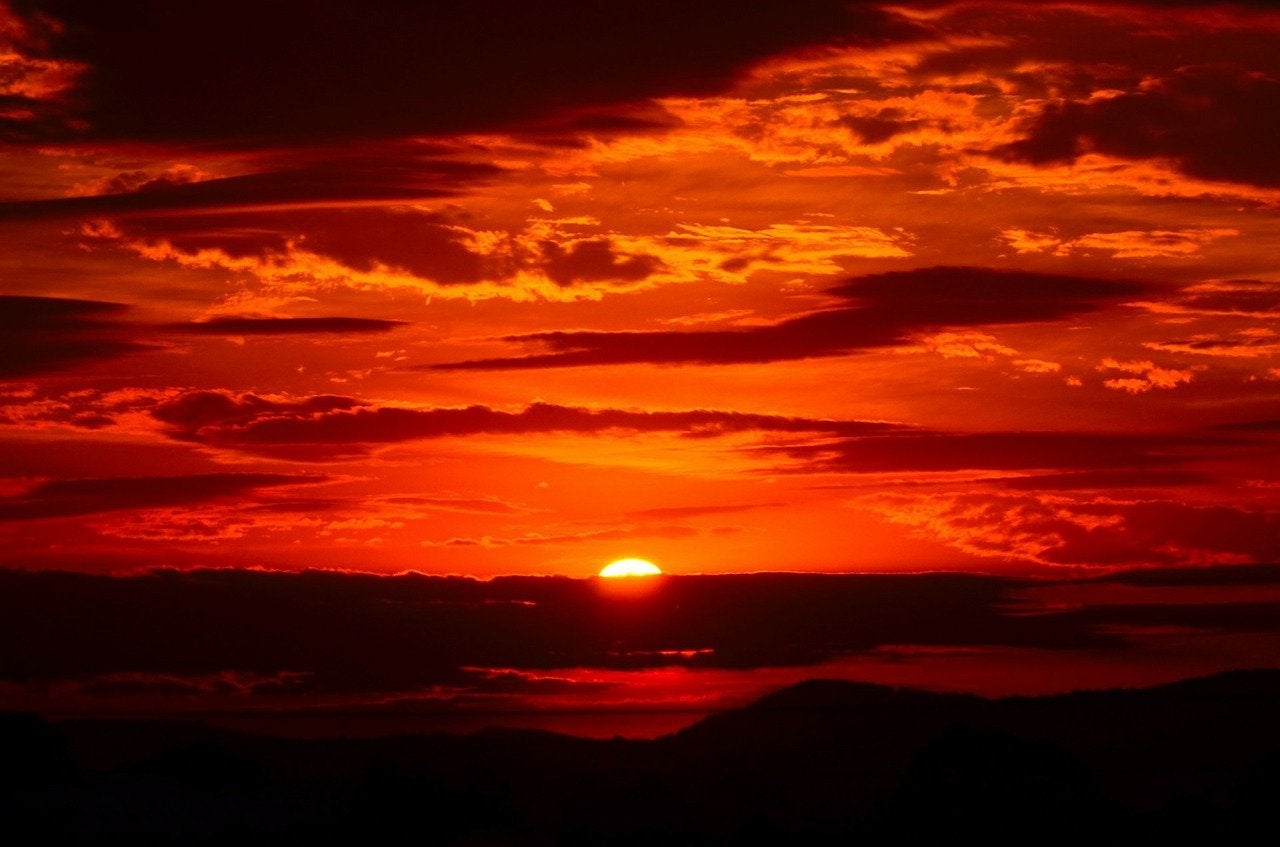 Señales del fin del mundo: Nubes de fuego Señales del fin del mundo: Nubes de fuego