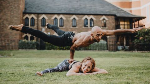 Acroyoga