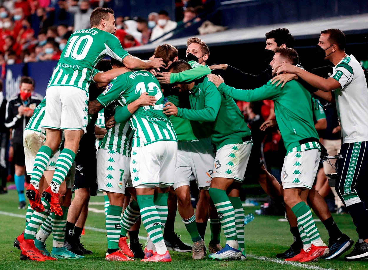 El Betis gana con solvencia en El Sadar ante Osasuna El Betis gana con solvencia en El Sadar ante Osasuna