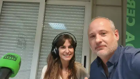 Manu Vives y Marta Fullera. Manu Vives y Marta Fullera.