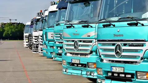 La falta de transportistas deja más de 16.000 plazas por cubrir La falta de transportistas deja más de 16.000 plazas por cubrir