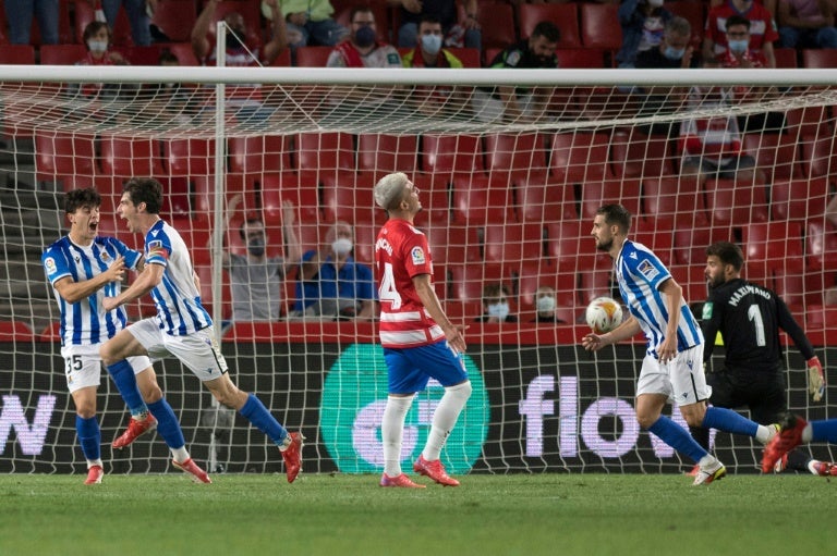 El Granada CF vuelve a perder en Los Cármenes y la afición estalla El Granada CF vuelve a perder en Los Cármenes y la afición estalla