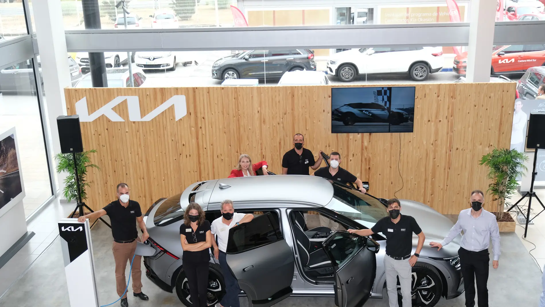 Caetano Móvil Sur presenta el nuevo modelo KIA EV6 