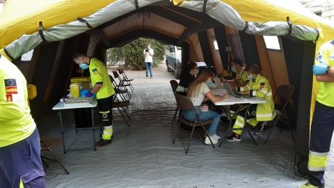 Unidad móvil de vacunación instalada en el campus de Ciudad Real Unidad móvil de vacunación instalada en el campus de Ciudad Real