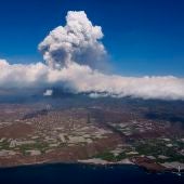 Una nueva boca eruptiva se abre en el volcan de La Palma