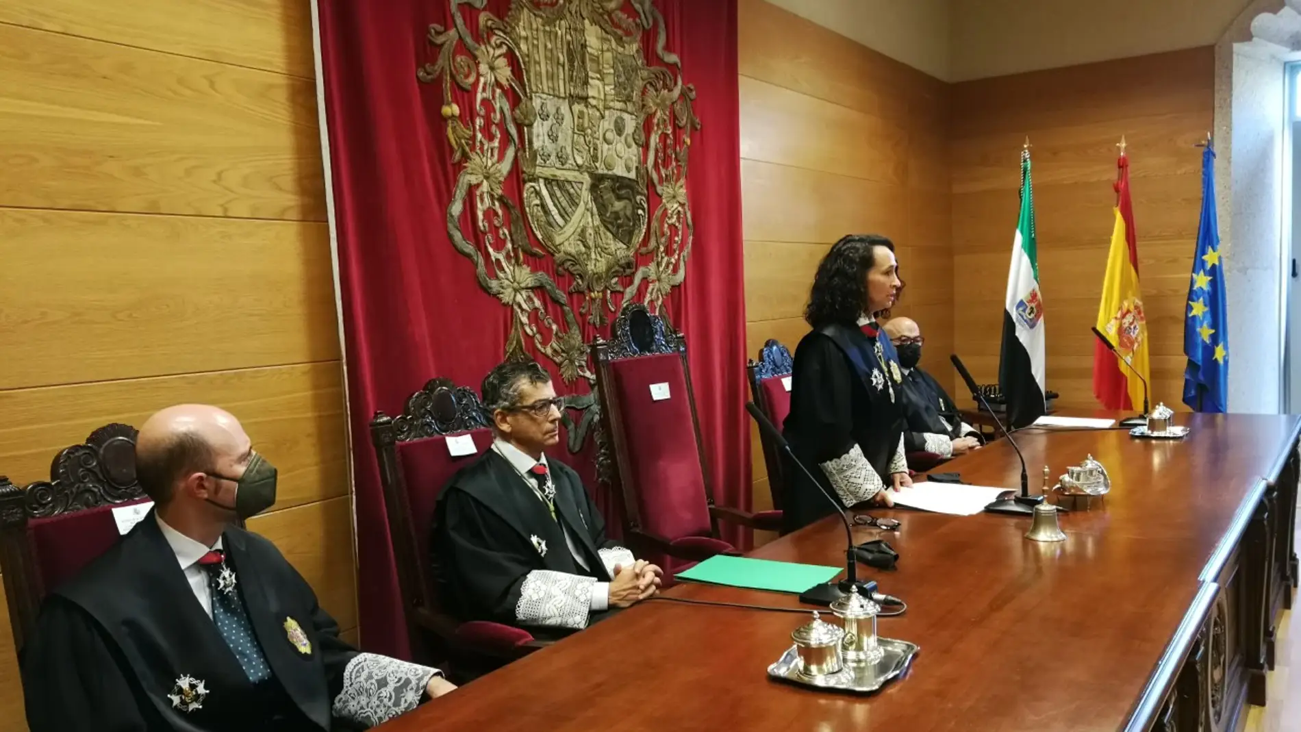 La presidenta del TSJEX anuncia que este miércoles se reúne la comisión mixta para organizar el traslado a la nueva Ciudad de Justicia de Badajoz