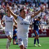 Rubén Martínez celebra el segundo tanto ante el Real Madrid Castilla