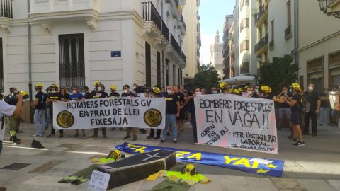 Concentración de los bomberos forestales.