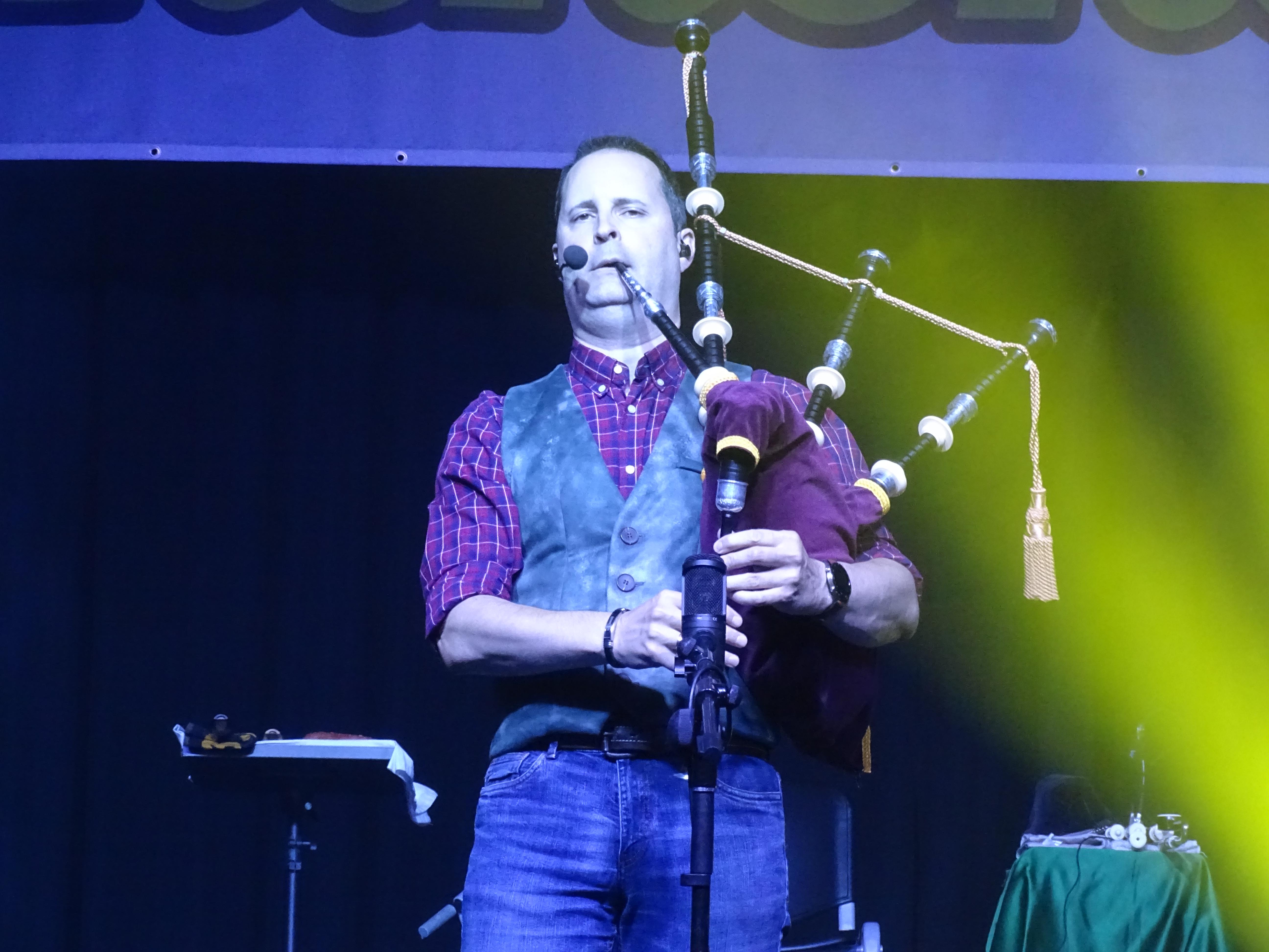 Mosquera Celtic Band inaugura con éxito el Manchafolk 2 de Quintanar Mosquera Celtic Band inaugura con éxito el Manchafolk 2 de Quintanar