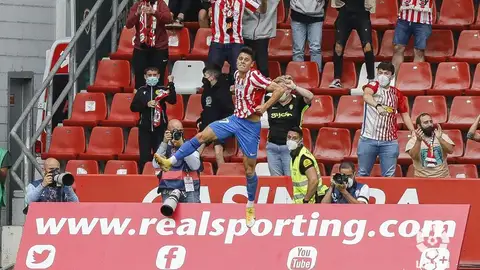 Gaspar Campos celebra el 2-1 frente al Málaga. Gaspar Campos celebra el 2-1 frente al Málaga.