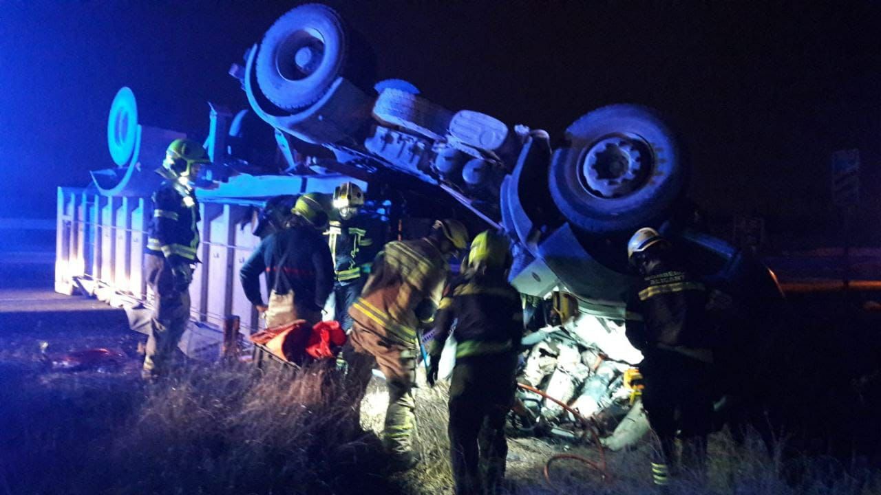 Muere un empleado de la contrata de la limpieza de Alicante en un accidente de tráfico Muere un empleado de la contrata de la limpieza de Alicante en un accidente de tráfico