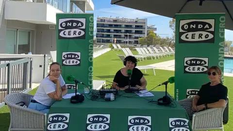 Ana Orts y Ana Ferrer, CEO y Community Manager de Grupo FIL. Ana Orts y Ana Ferrer, CEO y Community Manager de Grupo FIL.