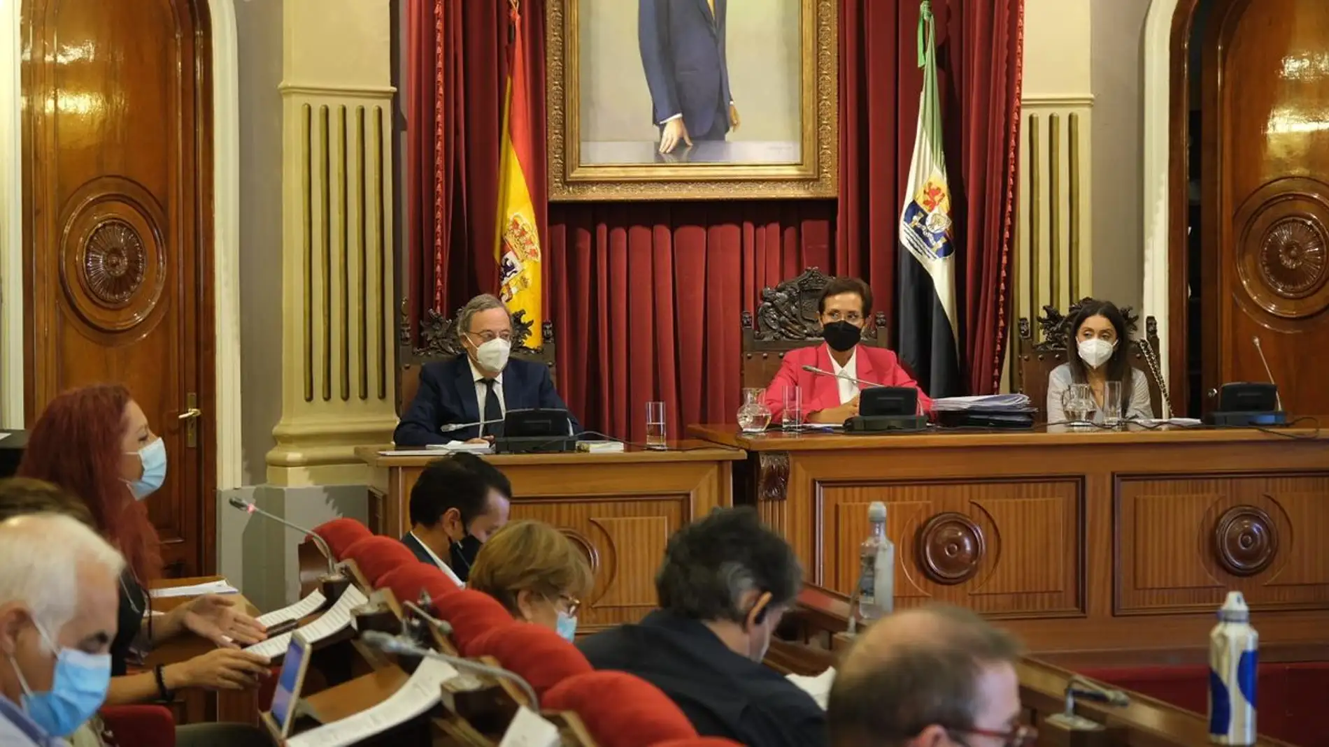 El Pleno del Ayuntamiento de Badajoz aprueba la Ordenanza municipal de Seguridad y Convivencia Ciudadana