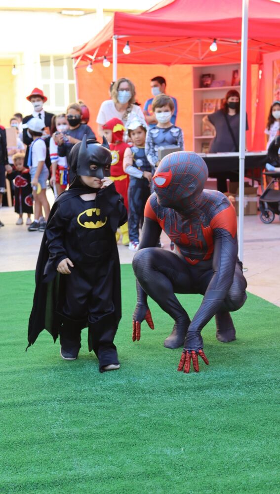 Los niños disfrutaron en el salón del cómic