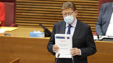 El president de la Generalitat Valenciana, Ximo Puig, en Les Corts.