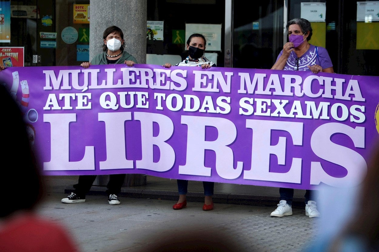 La defensa de las mujeres grabadas en la calle en Lugo lamenta que no se identificará a los responsables si se tramita por la vía civil La defensa de las mujeres grabadas en la calle en Lugo lamenta que no se identificará a los responsables si se tramita por la vía civil