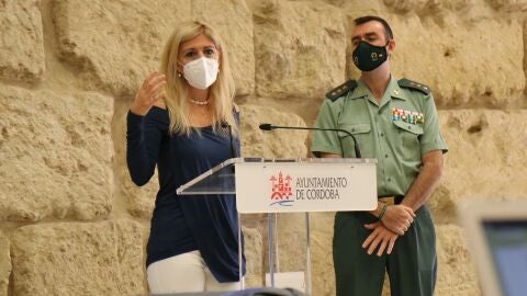 Lourdes Morales y Juan Carretero