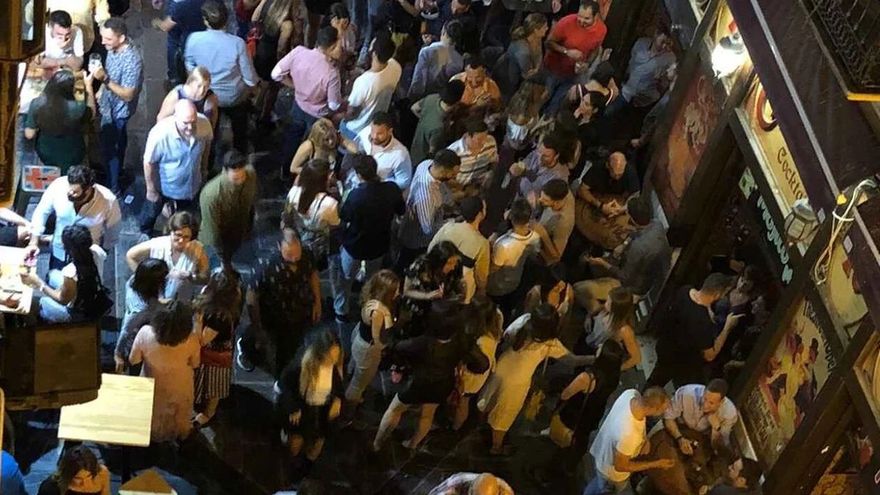 Conocemos el día a día que se vive en esta céntrica plaza Conocemos el día a día que se vive en esta céntrica plaza