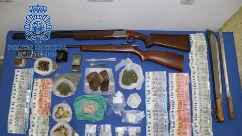 Desmantelado un "hipermercado de la droga" en el centro de Badajoz y detenidos sus cuatro responsables Badajoz