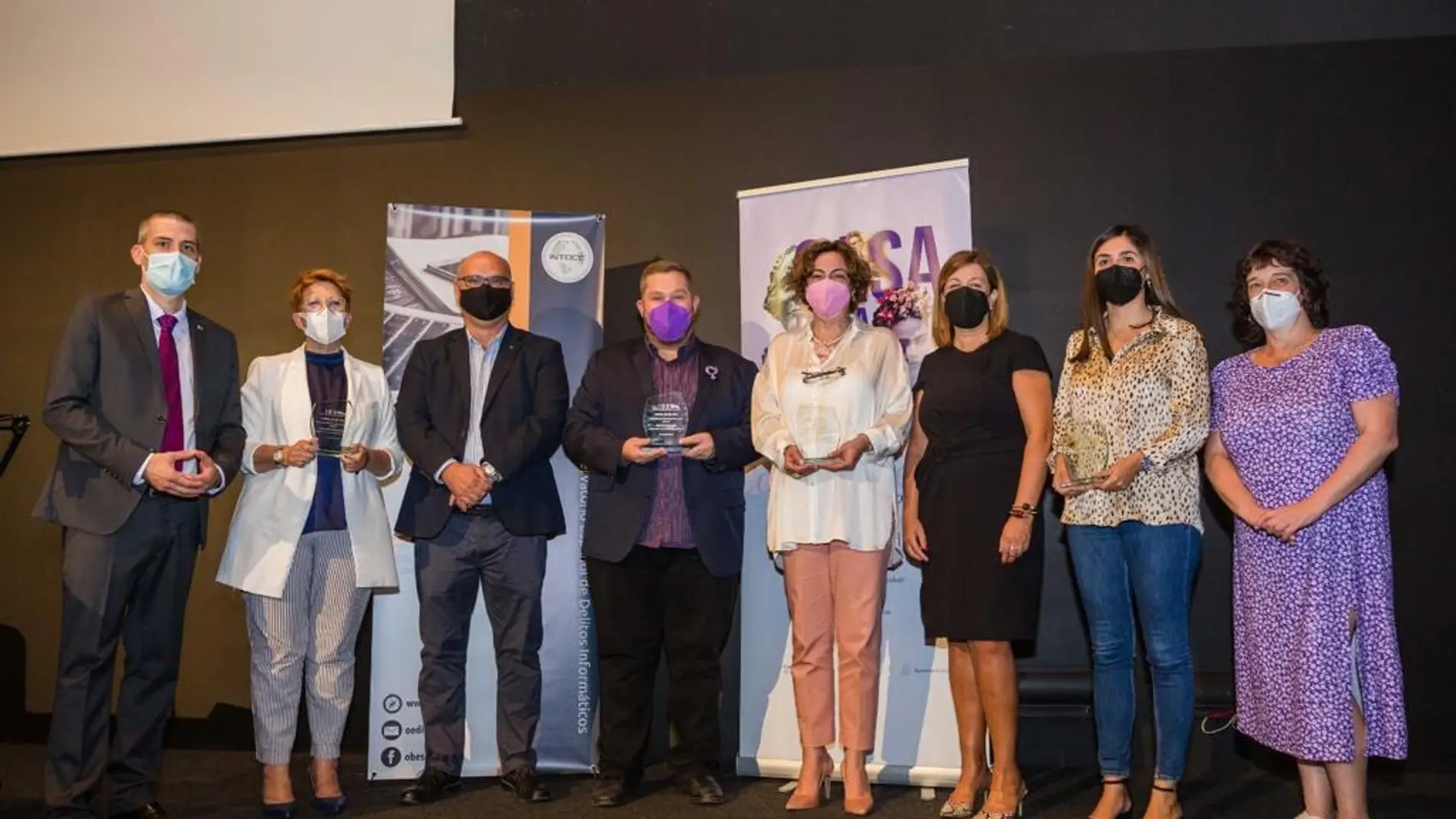 Delitos Informáticos premia al Ayuntamiento de Bigastro por su labor contra la violencia de género digital 