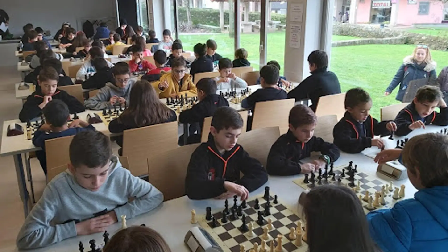 O Concello e Club Xadrez Ourense achegarán o xadrez aos escolares da cidade