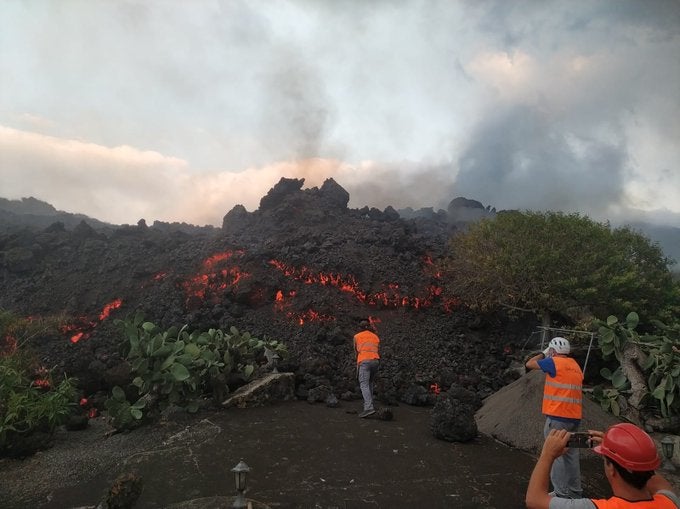 La labor de los científicos en el volcán de La Palma ayuda a salvar vidas La labor de los científicos en el volcán de La Palma ayuda a salvar vidas