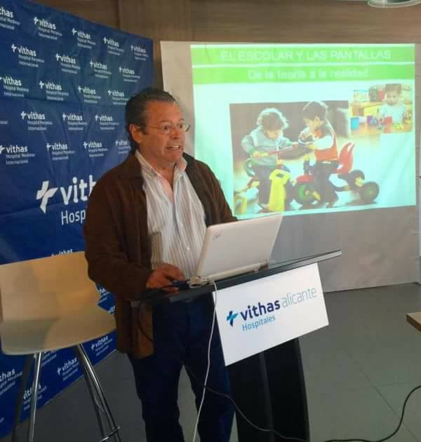 El pediatra alicantino Antonio Redondo llama a los padres a la calma ante la cantidad de infecciones infantiles, es tiempo de virus El pediatra alicantino Antonio Redondo llama a los padres a la calma ante la cantidad de infecciones infantiles, es tiempo de virus