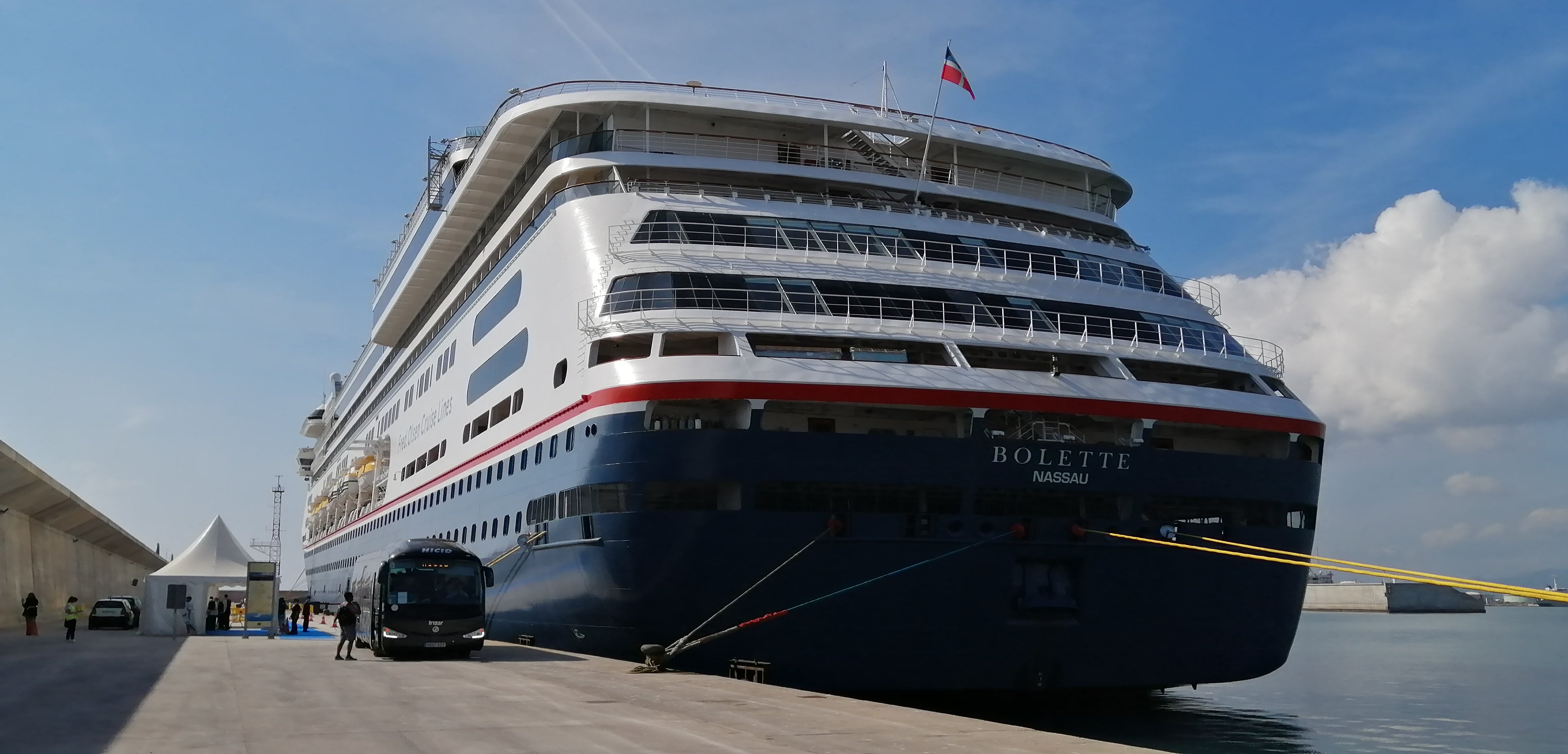 El crucero de lujo ‘Bolette’ ha hecho escala hoy en Castellón con 500 turistas a bordo El crucero de lujo ‘Bolette’ ha hecho escala hoy en Castellón con 500 turistas a bordo
