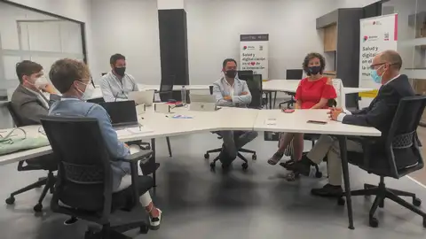 Reunión con responsables de empresas impulsoras de los retos de Innovación Abierta de Distrito Digital Reunión con responsables de empresas impulsoras de los retos de Innovación Abierta de Distrito Digital