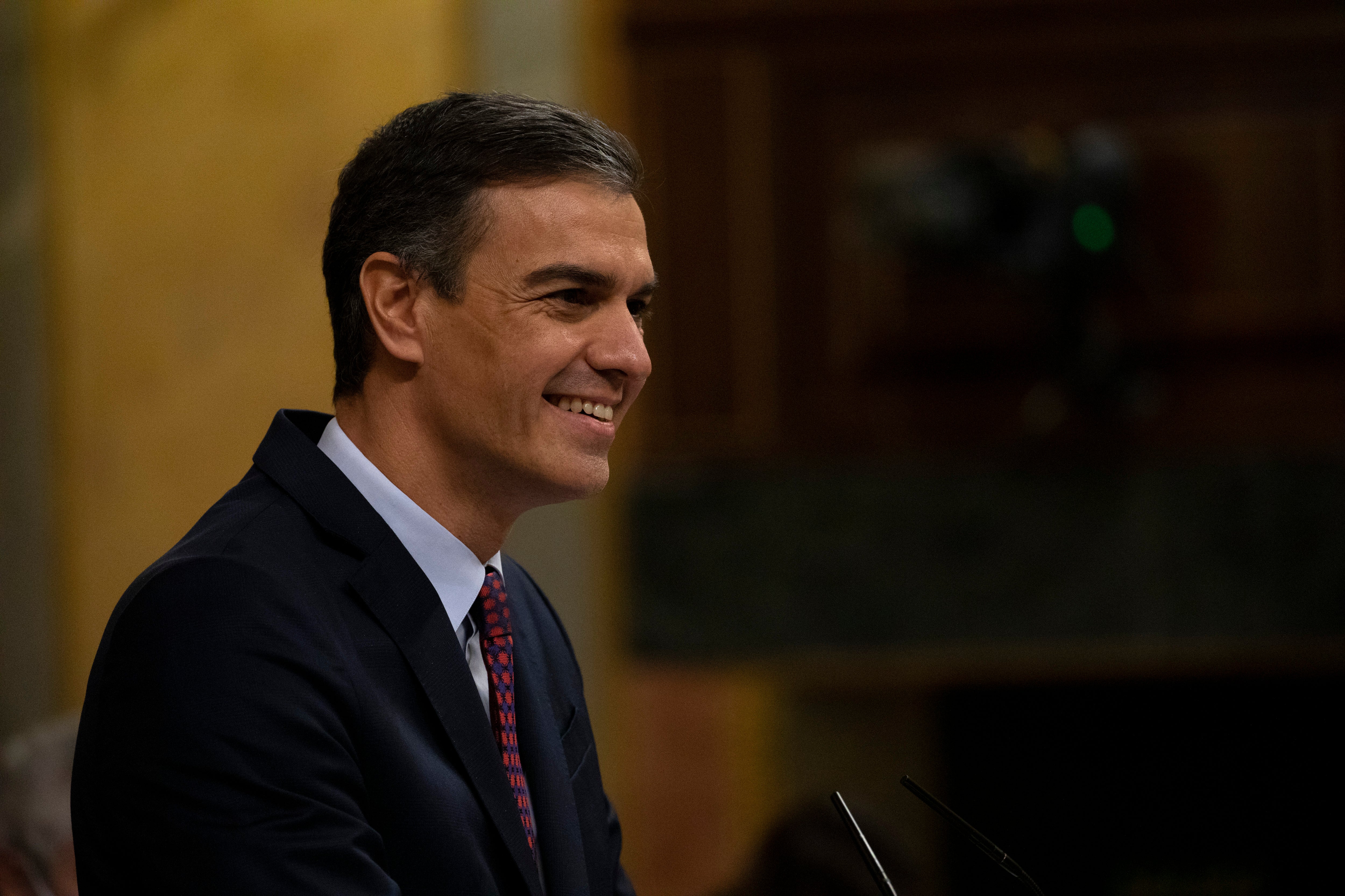 Pedro Sánchez destinará el mismo dinero al bono cultural para jóvenes que a la reconstrucción de La Palma Pedro Sánchez destinará el mismo dinero al bono cultural para jóvenes que a la reconstrucción de La Palma