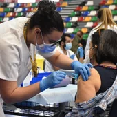 Vacunación contra el coronavirus en Elche. Vacunación contra el coronavirus en Elche.