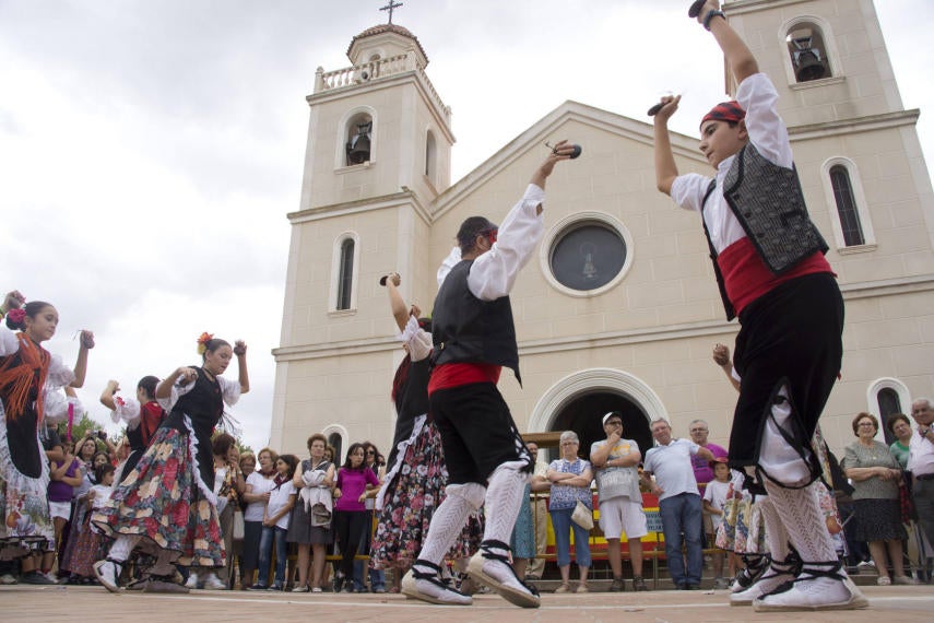 Rosa García, Concejala de Fiestas y Cultura " Las Jotas volverán a escucharse en las calles y plazas de la localidad" Rosa García, Concejala de Fiestas y Cultura " Las Jotas volverán a escucharse en las calles y plazas de la localidad"