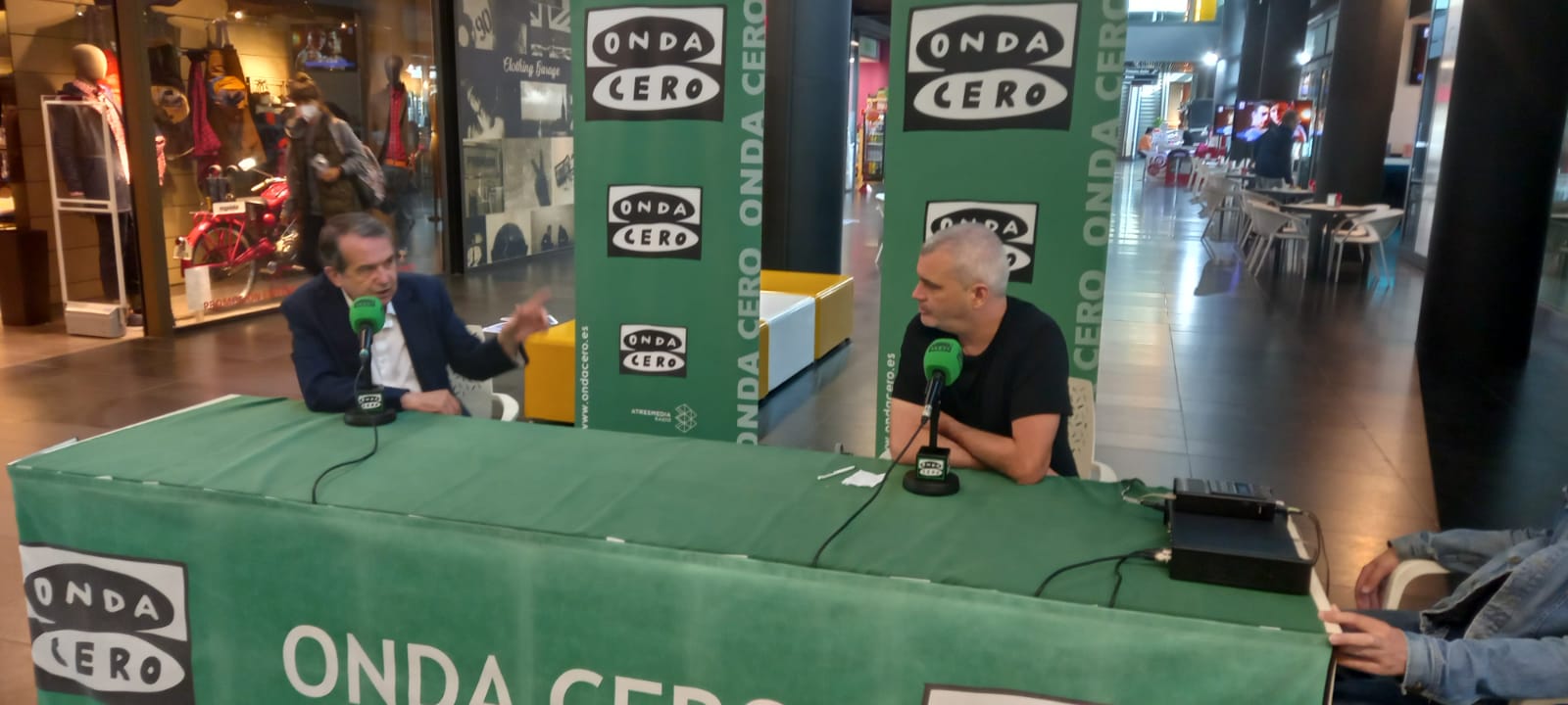 Caballero responde al Conselleiro: "¿Citas en dos días en Atención Primaria? ¿En qué mundo vive este señor?" Caballero responde al Conselleiro: "¿Citas en dos días en Atención Primaria? ¿En qué mundo vive este señor?"